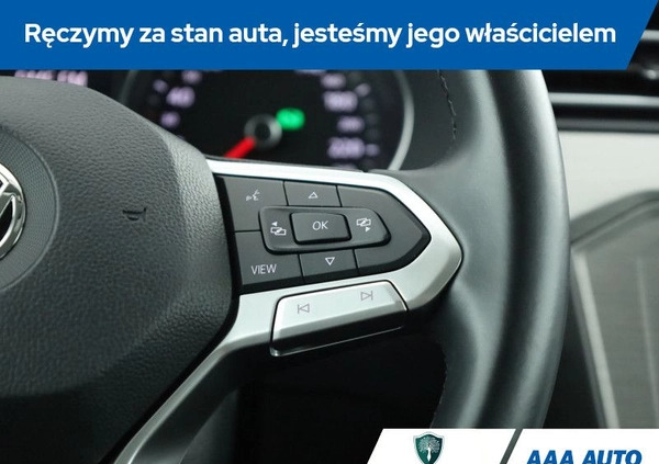 Volkswagen Passat cena 76000 przebieg: 113845, rok produkcji 2020 z Brusy małe 211